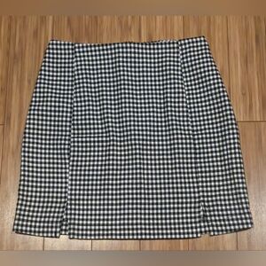 NWOT Love On A Hanger Classic Black and White Checkered Skirt